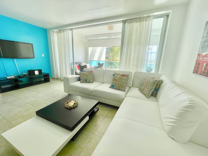 Marbella 2bedroom Beachfront Apartment