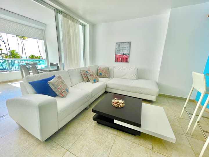 Marbella 2bedroom Beachfront Apartment