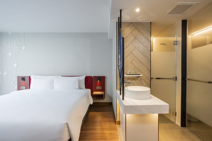 Centara Life Hotel Bangkok Phra Nakhon