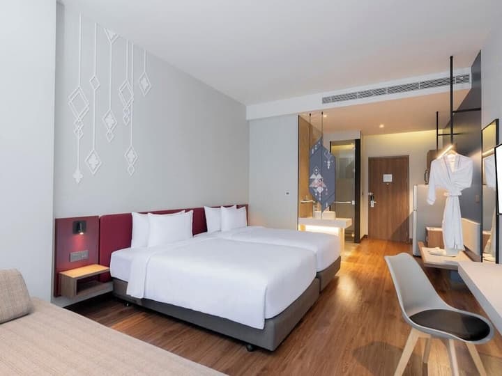 Centara Life Hotel Bangkok Phra Nakhon