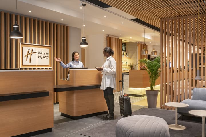 Holiday Inn Express Marne La Vallee Val D Europe by IHG