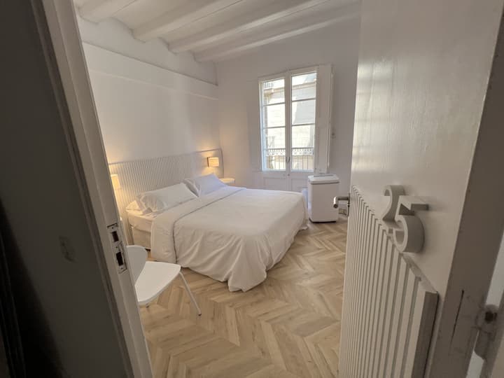 THE MO HOUSE GOTIC
