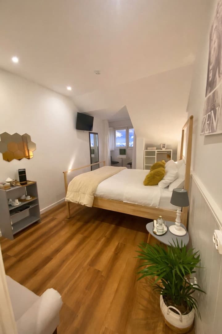 Naval Guest House