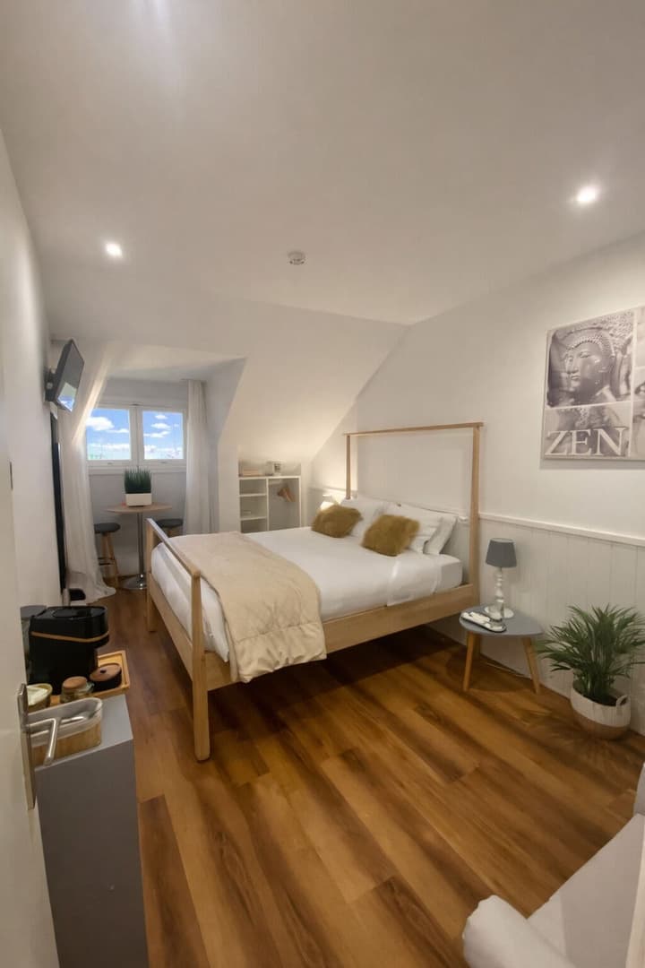 Naval Guest House