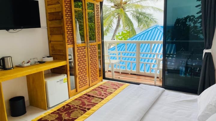 Paradise Retreat