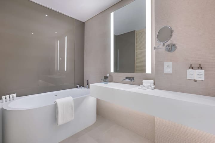 Radisson Beach Resort Palm Jumeirah