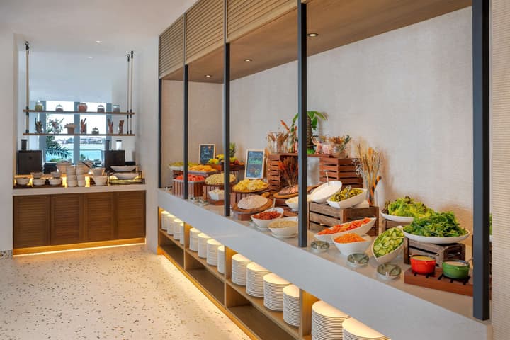 Radisson Beach Resort Palm Jumeirah