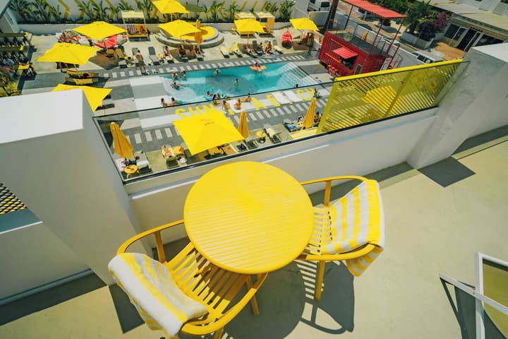 Ryans Lolas Ibiza - Adults Only