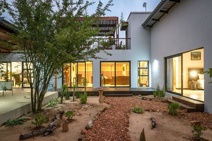Gem in the bush lodge