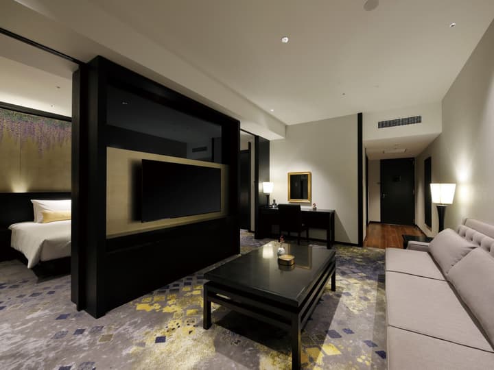 THE HOTEL SANRAKU KANAZAWA