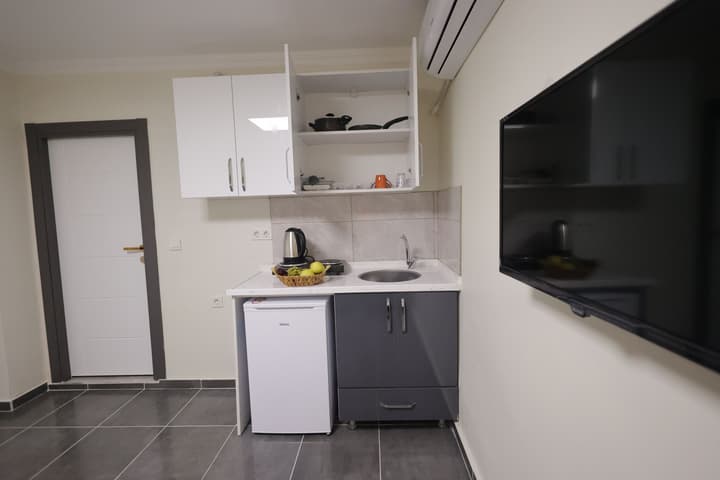 Bonita Apart