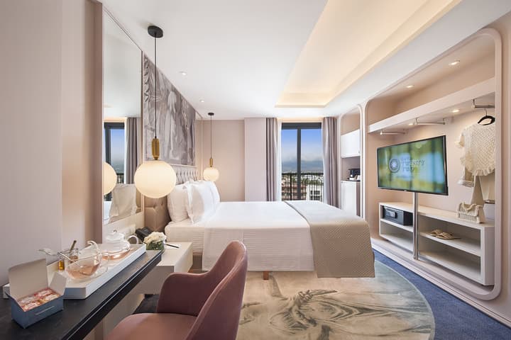 Gate Twenty Two Boutique Hotel