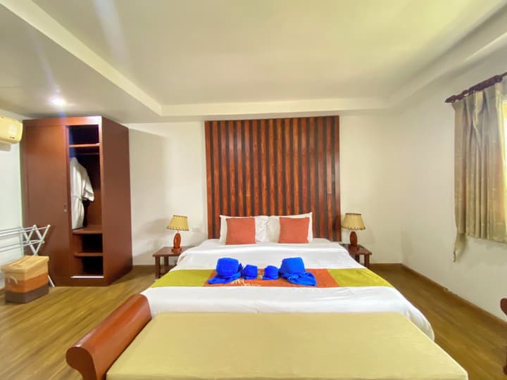 Phi Phi Ba Kao Bay Resort