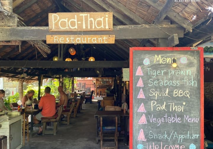 Phi Phi Ba Kao Bay Resort