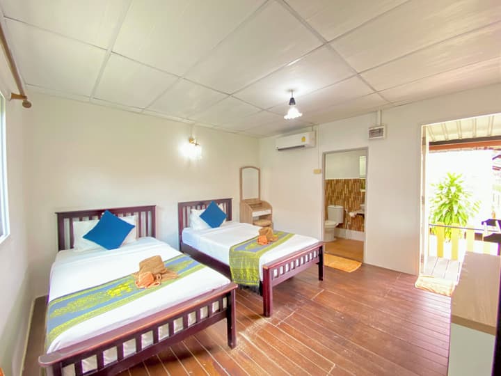 Phi Phi Ba Kao Bay Resort