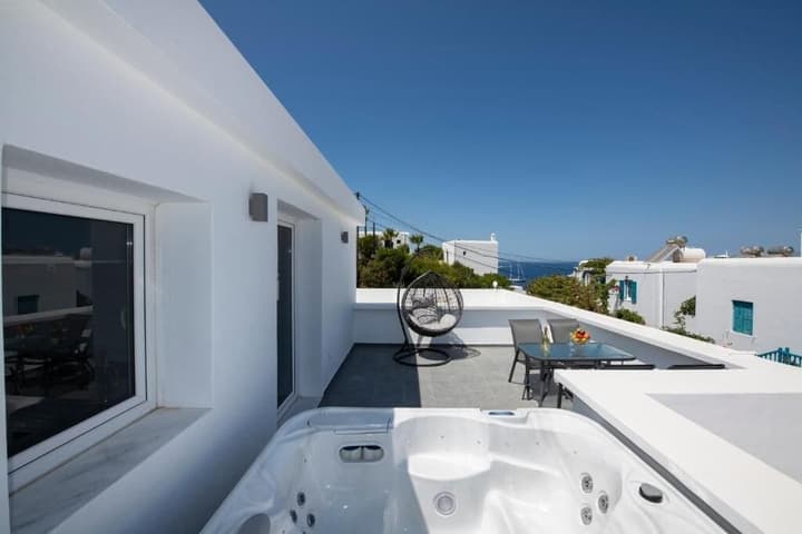 Zannis Hotel