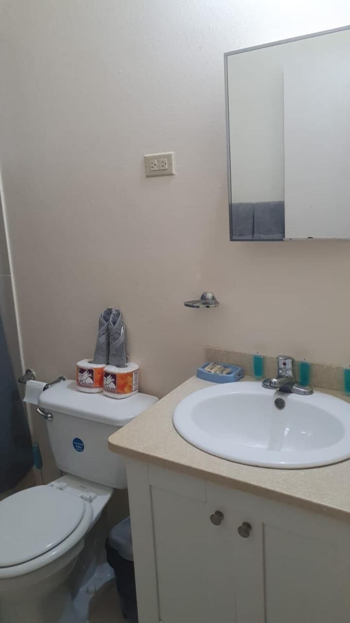 1-bed House Sleeps 2 in Secure Community