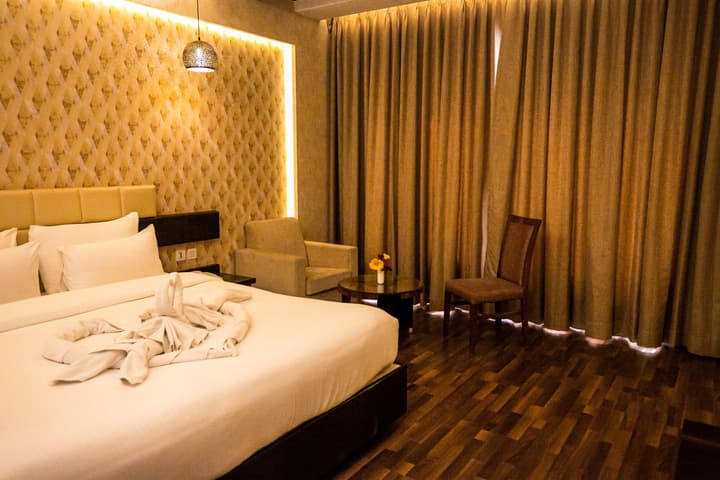 PRISTINE HOTEL