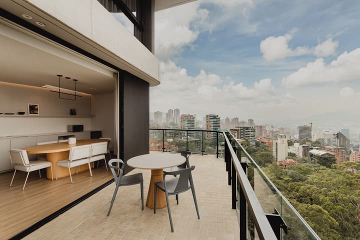 Feeling Residences