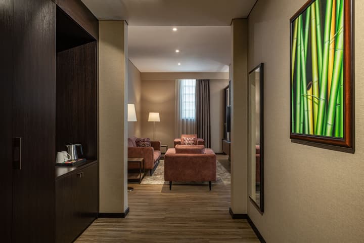 Four Points by Sheraton Production City, Dubai
