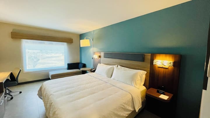 Holiday Inn Express Guadalajara Vallarta Poniente by IHG