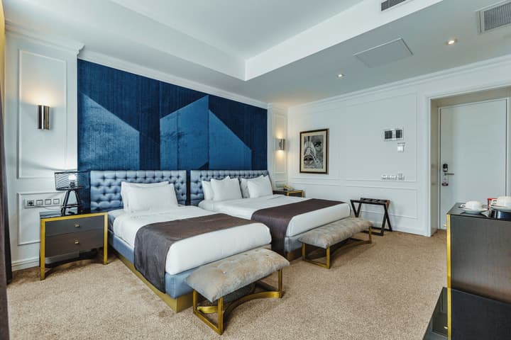 IVY GARDEN HOTEL BAKU