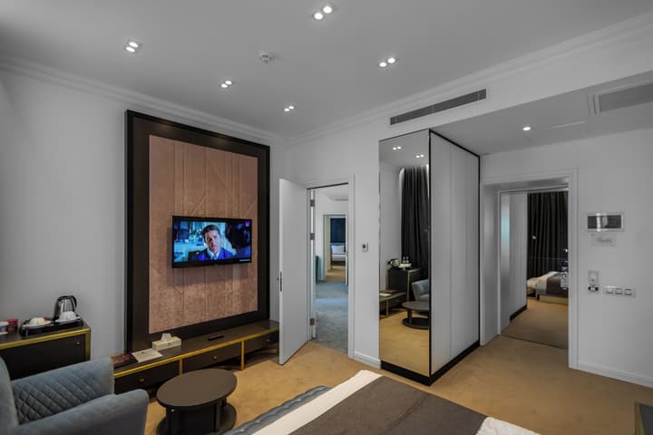 IVY GARDEN HOTEL BAKU