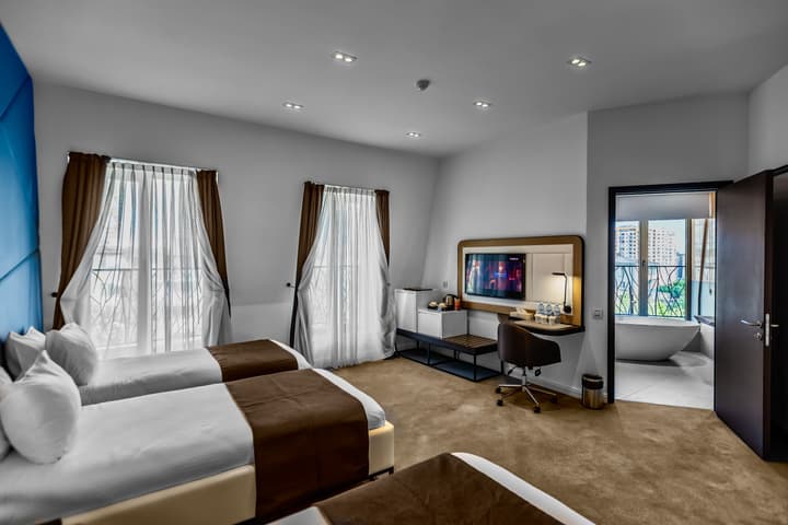 IVY GARDEN HOTEL BAKU