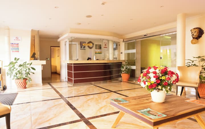 West Lerruat Hotel