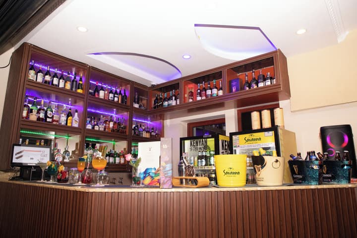 West Lerruat Hotel
