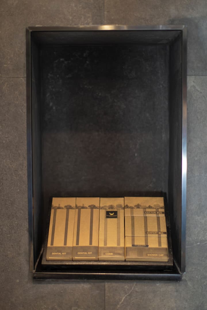 The Gravitique Hotel Khaosan