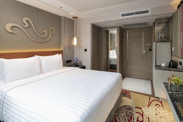 Valia Bangkok Sukhumvit 24 by Kingston Hotels