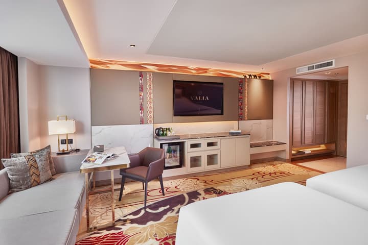 Valia Bangkok Sukhumvit 24 by Kingston Hotels