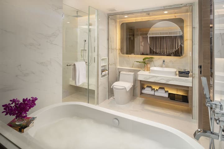 Valia Bangkok Sukhumvit 24 by Kingston Hotels