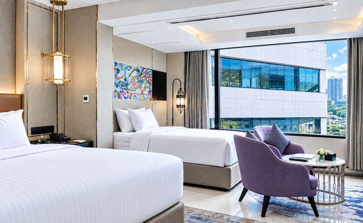 Valia Bangkok Sukhumvit 24 by Kingston Hotels