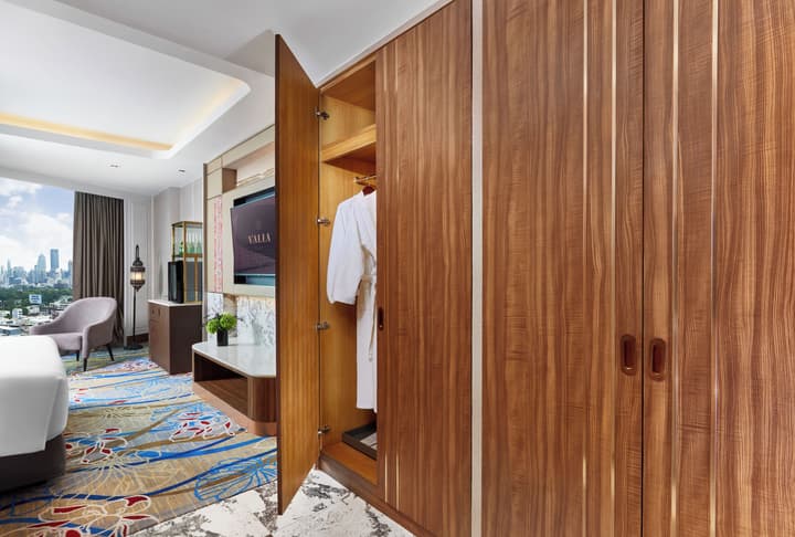 Valia Bangkok Sukhumvit 24 by Kingston Hotels
