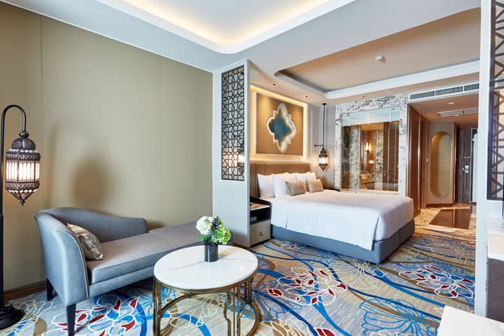 Valia Bangkok Sukhumvit 24 by Kingston Hotels
