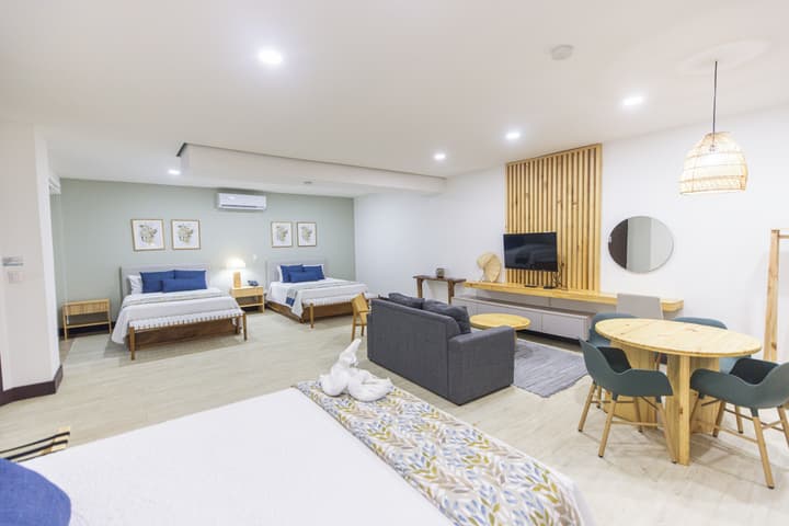 Paradise Bay Hotel Boutique