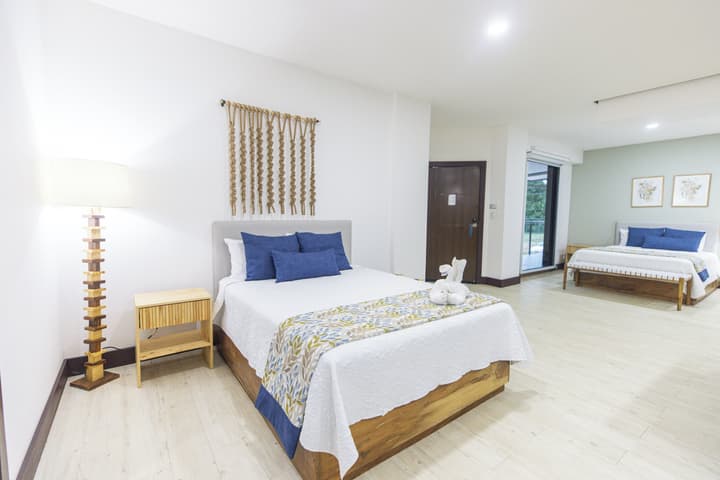 Paradise Bay Hotel Boutique