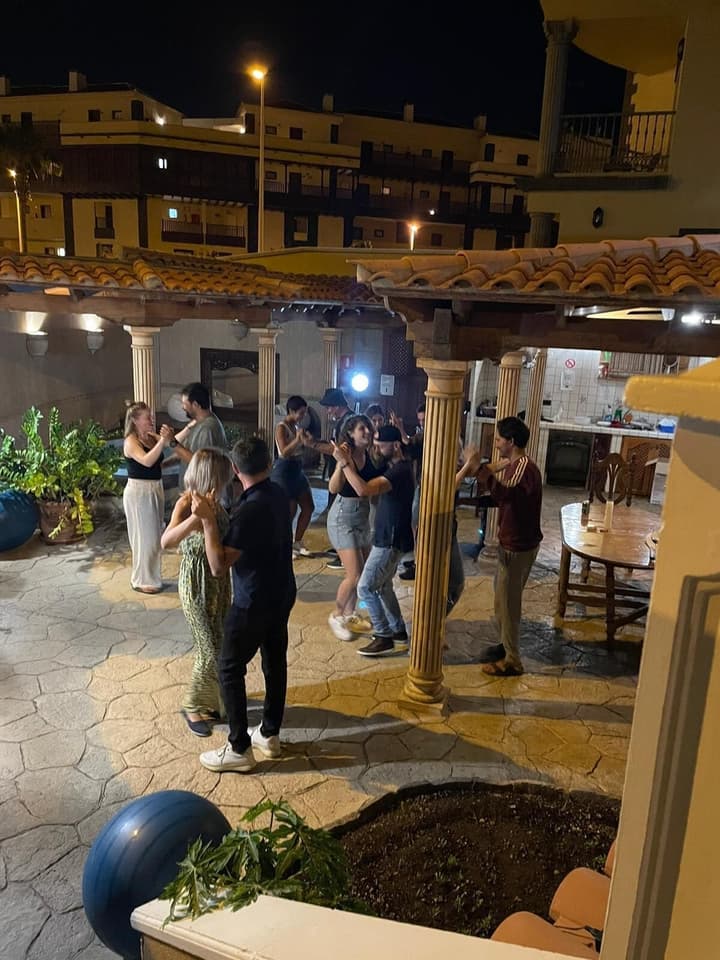 Duque Nest Hostel