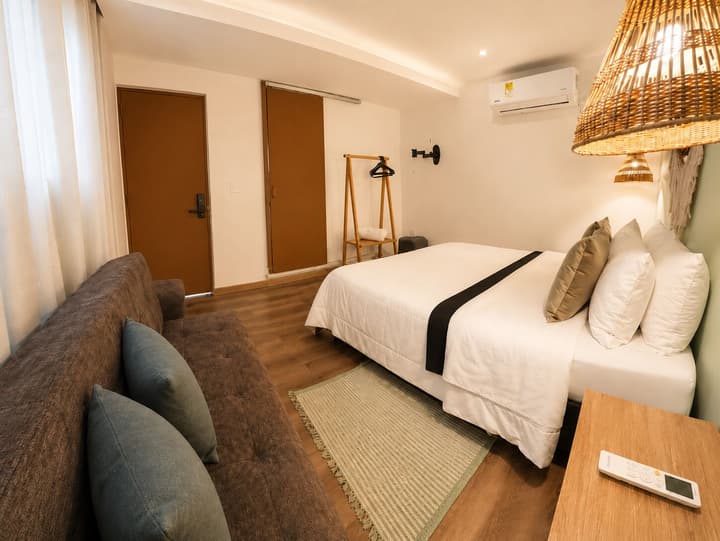 Luum Guest House