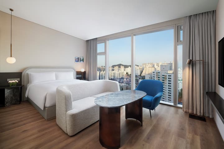 Hotel Naru Seoul - MGallery Collection
