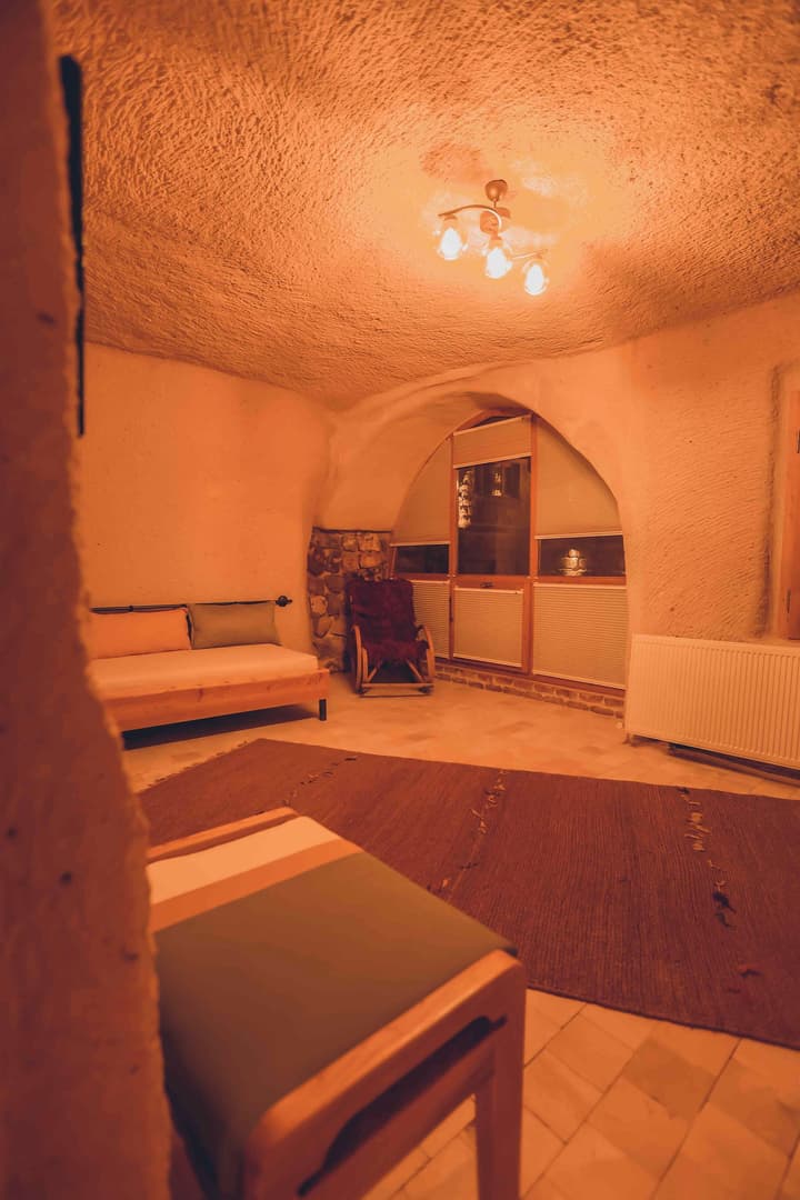 Pinhan Cave Suites