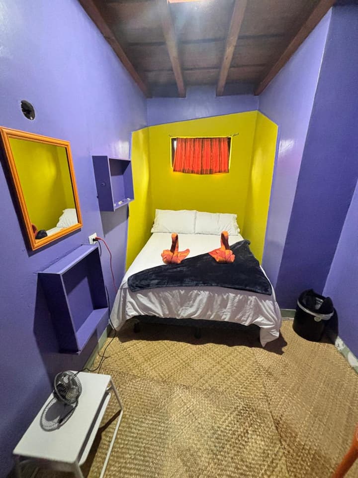 Yes Please Hostel