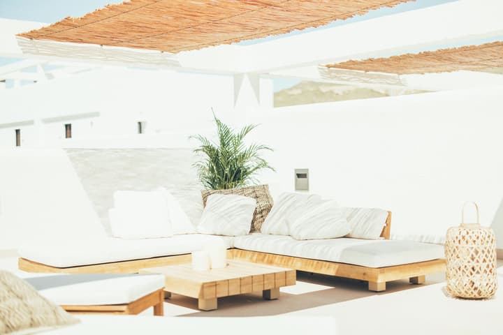 Cala Lanuza Suites