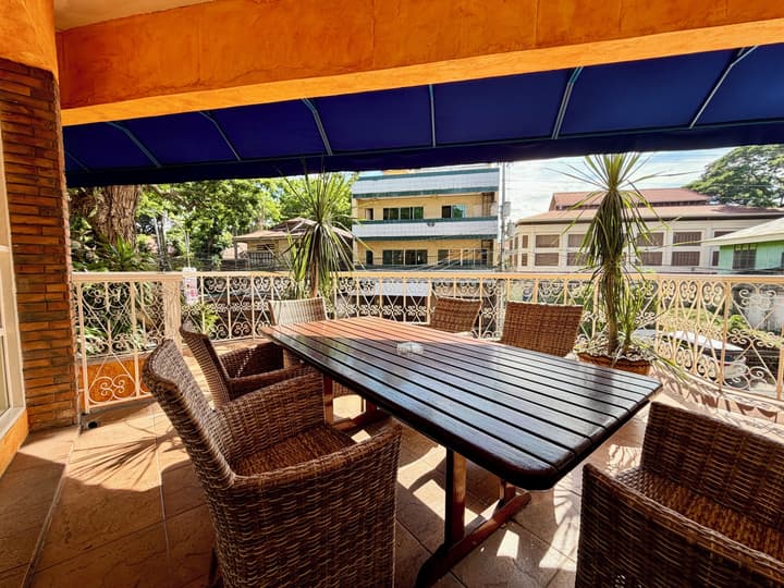 Coco Grande Hotel