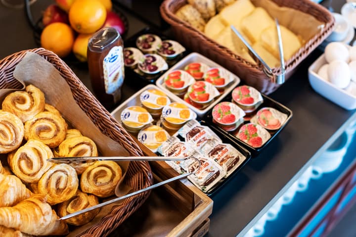 B&B HOTEL Geneva Airport