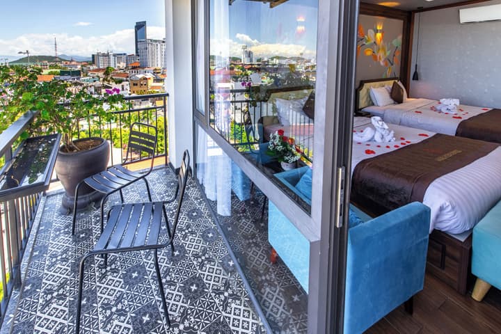 Jade Scene Hotel