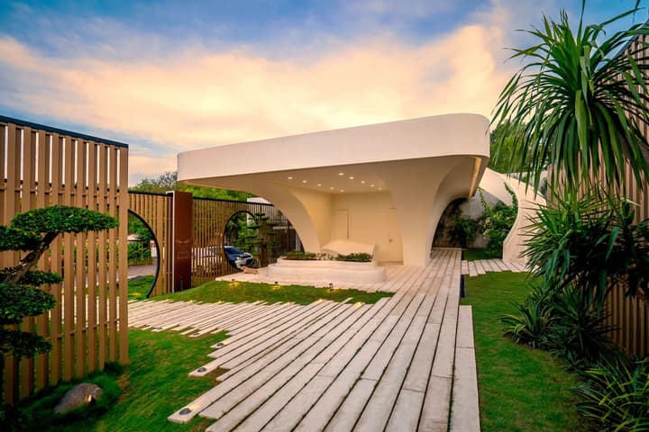 Private Jet Villa