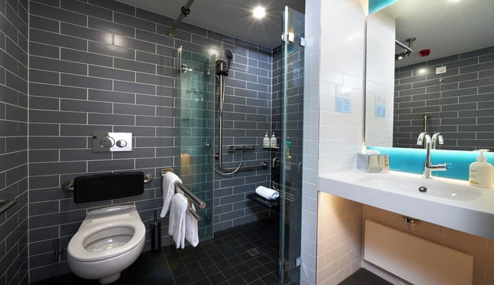 Holiday Inn Express & Suites Basel Allschwil by IHG